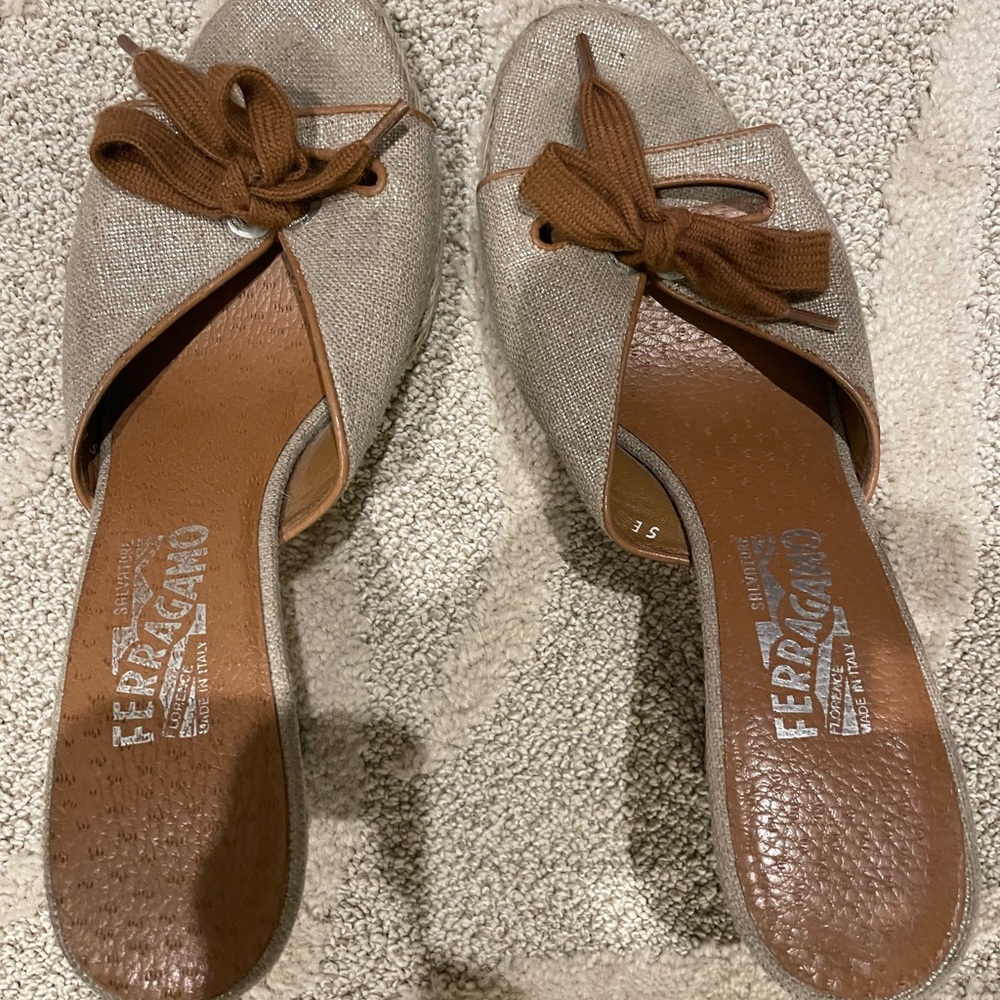 Ferragamo Small heel shoes